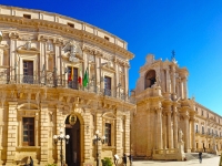 Siracusa - Palazzo Vermexio and Duomo