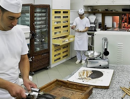 Modica, cioccolata e lezione di cucina sulla focaccia locale